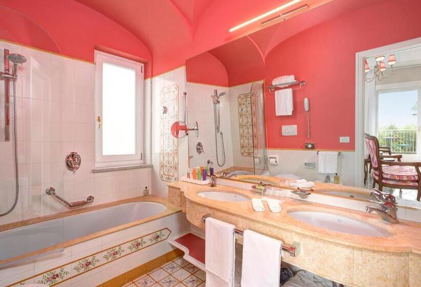 חדר סטנדרט, Grand Hotel Royal