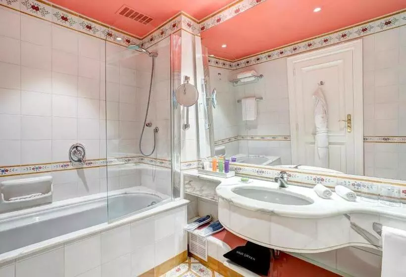 اتاق استاندارد, Grand Hotel Royal