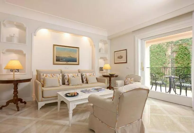 سوئیت رویال, Grand Hotel Royal