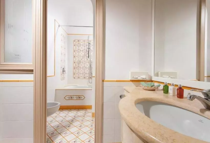 اتاق عادی, Grand Hotel Royal