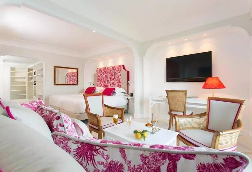 سوئیت جونیور رویال, Grand Hotel Royal