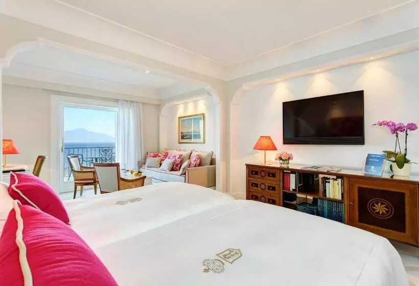 سوئیت جونیور رویال, Grand Hotel Royal