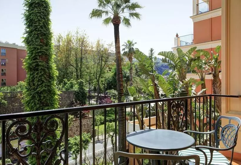 اتاق کلاسیک با چشم‌انداز شهر, Grand Hotel Royal