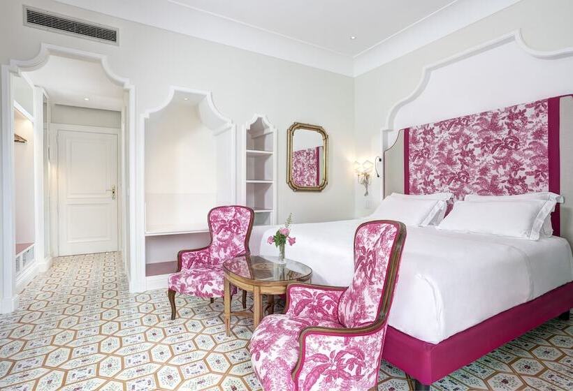 חדר קלאסי עם נוף עירוני, Grand Hotel Royal