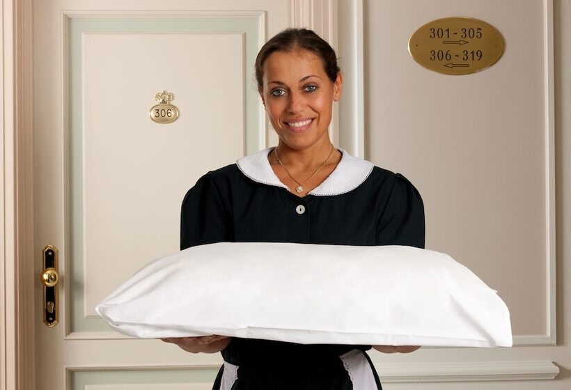 סוויטת ג'וניור סופריור, Grand Hotel Royal