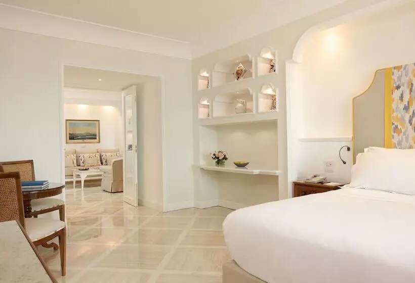 سوئیت رویال, Grand Hotel Royal