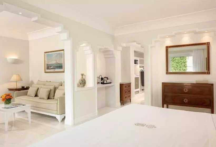 سوییت لوکس, Grand Hotel Royal