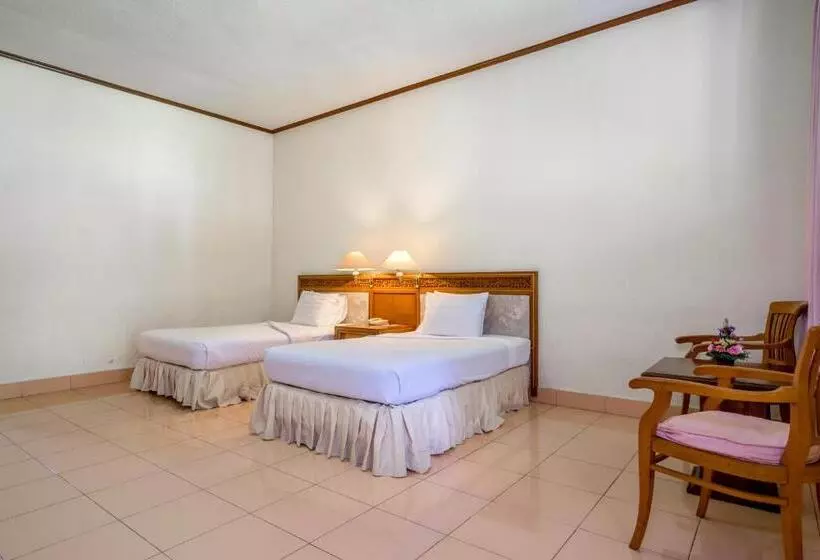 اتاق استاندارد با چشم‌انداز باغ, Inna Bali Heritage