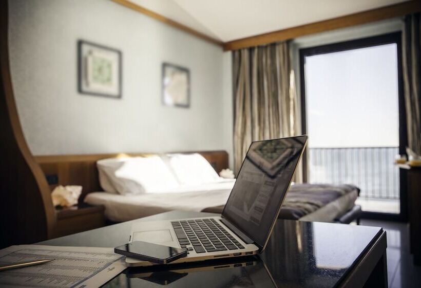 Triple Room Sea View, Mare