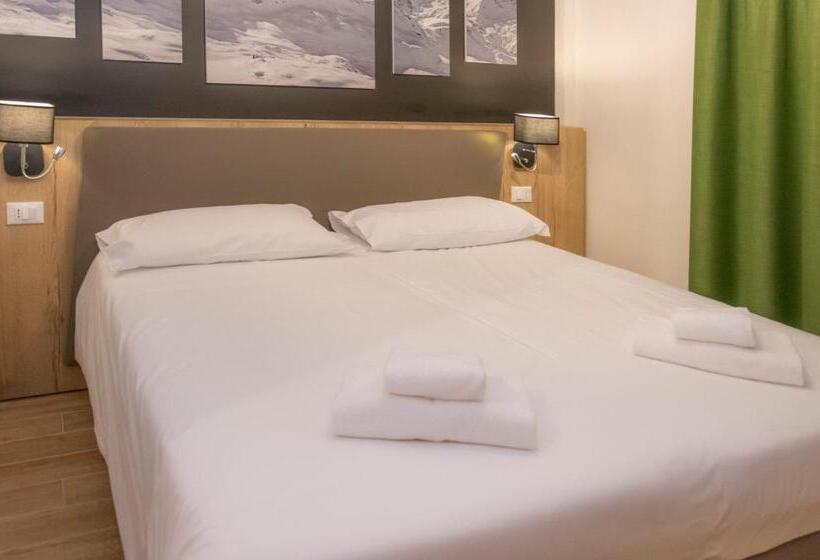 스탠다드 룸, Petit Palais