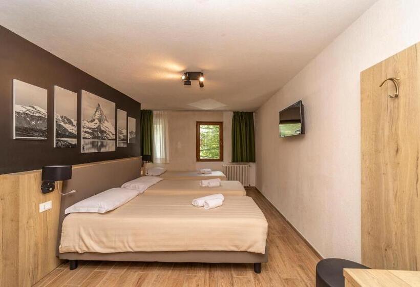 스탠다드 트리플 룸, Petit Palais