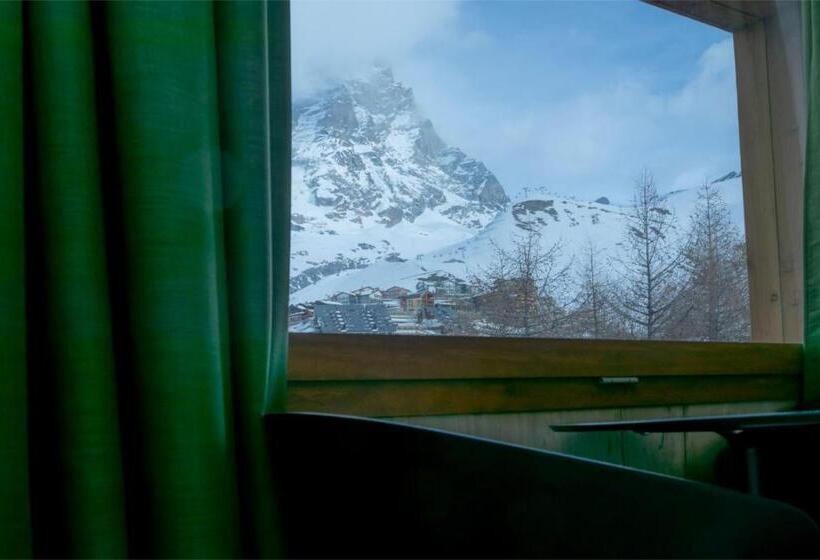 주니어 스위트, Petit Palais