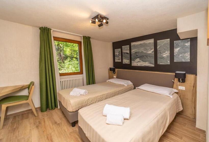 스탠다드 룸, Petit Palais