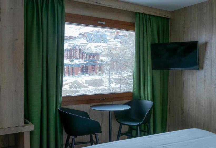 주니어 스위트, Petit Palais