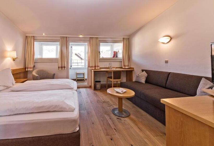 Habitación Superior, Post  Olangcard Included