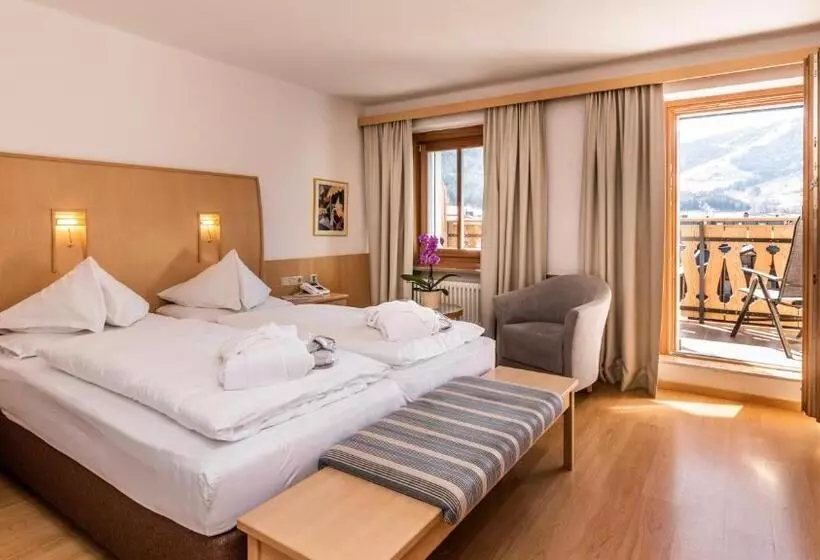 Comfort room with balcony, Post  Olangcard Included