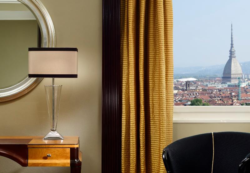 جناح جونيور مطل على المدينة, Principi Di Piemonte | Una Esperienze