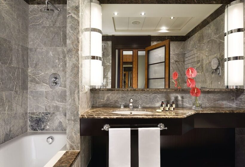 جناح جونيور, Principi Di Piemonte | Una Esperienze