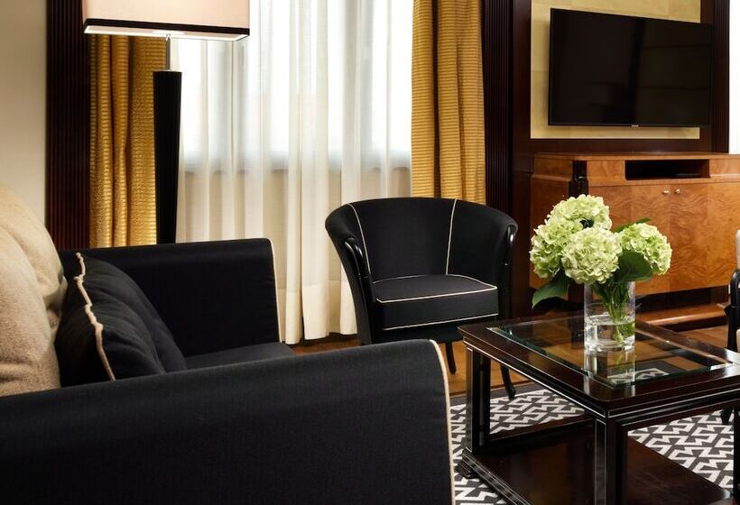 جناح, Principi Di Piemonte | Una Esperienze