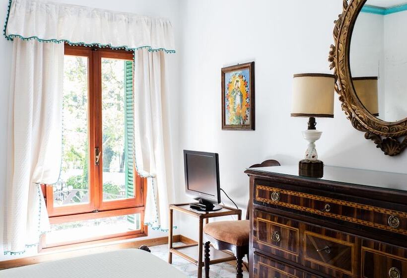 غرفة سوبيريور, Residenza D'epoca Albergo Quattro Fontane