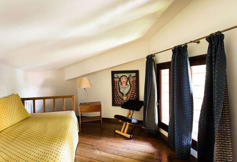 غرفة قياسية ثلاثية, Residenza D'epoca Albergo Quattro Fontane