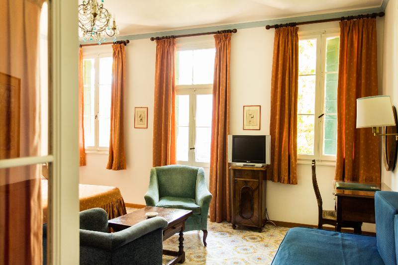 غرفة قياسية ثلاثية, Residenza D'epoca Albergo Quattro Fontane