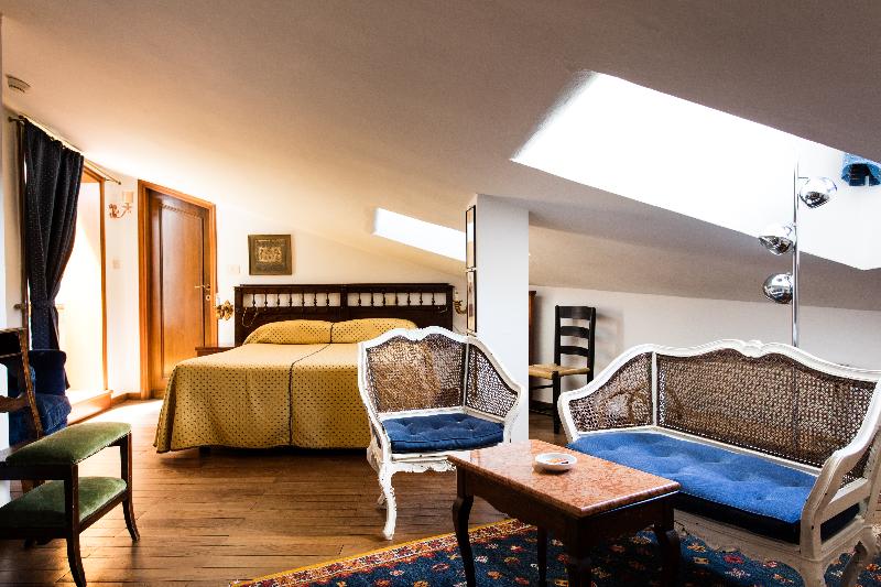 חדר סטנדרט לשלושה, Residenza D'epoca Albergo Quattro Fontane