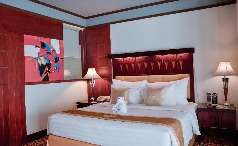 스위트, Savoy Homann