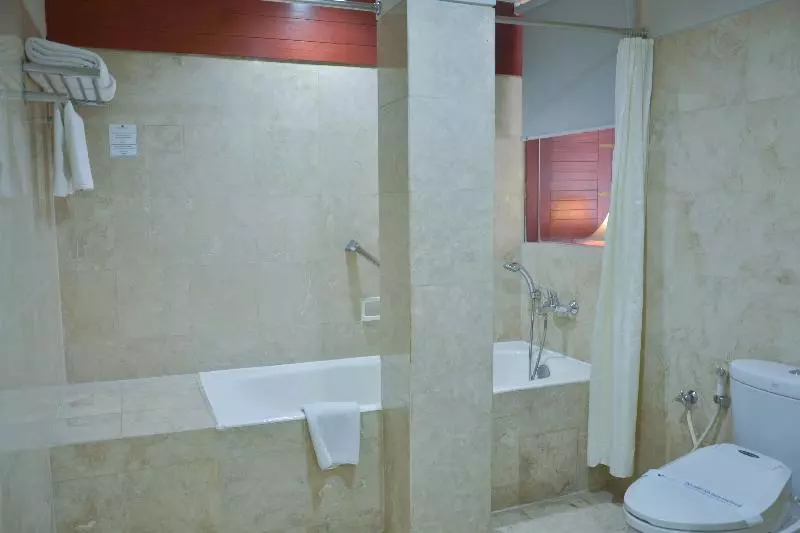 Suíte, Savoy Homann