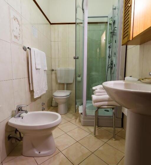 スタンダードトリプルルーム, Savoy Sestriere