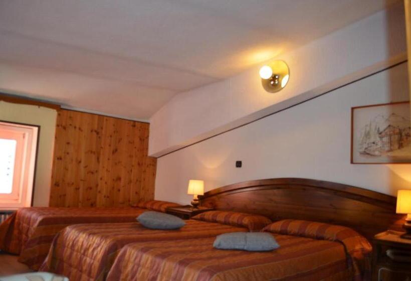 اتاق استاندارد سه نفره, Savoy Sestriere