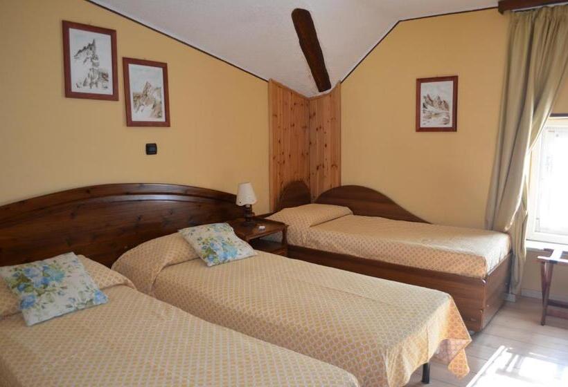 スタンダードトリプルルーム, Savoy Sestriere