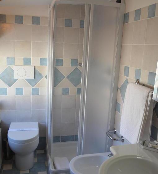 اتاق استاندارد چهار تخته, Savoy Sestriere
