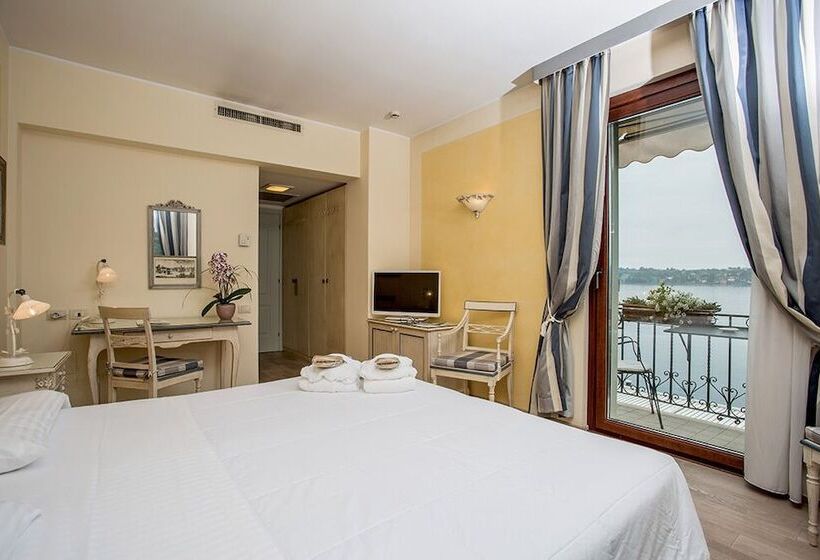 Номер Executive, Spiaggia D Oro   Charme & Boutique   Garda Lake Collection