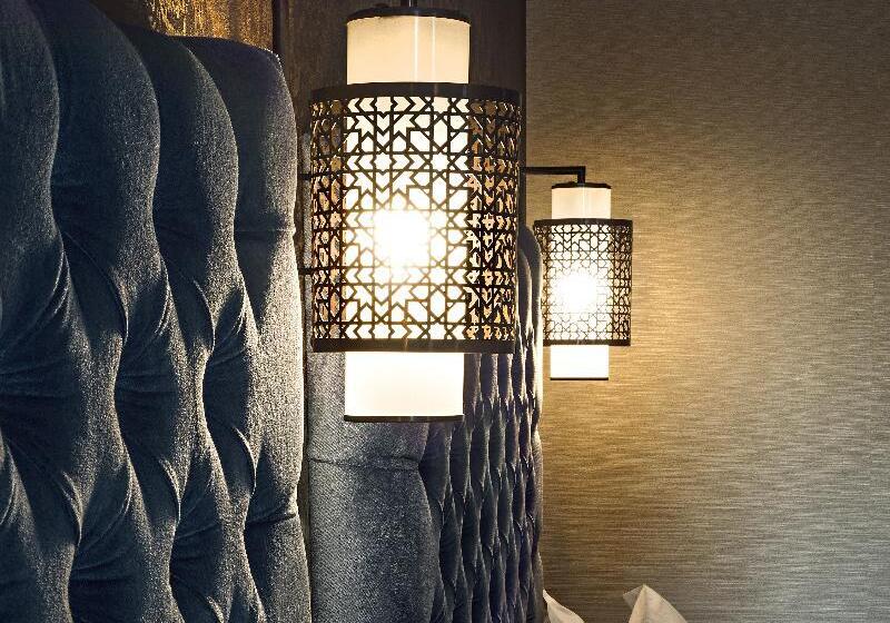 Suite, The Venice Times