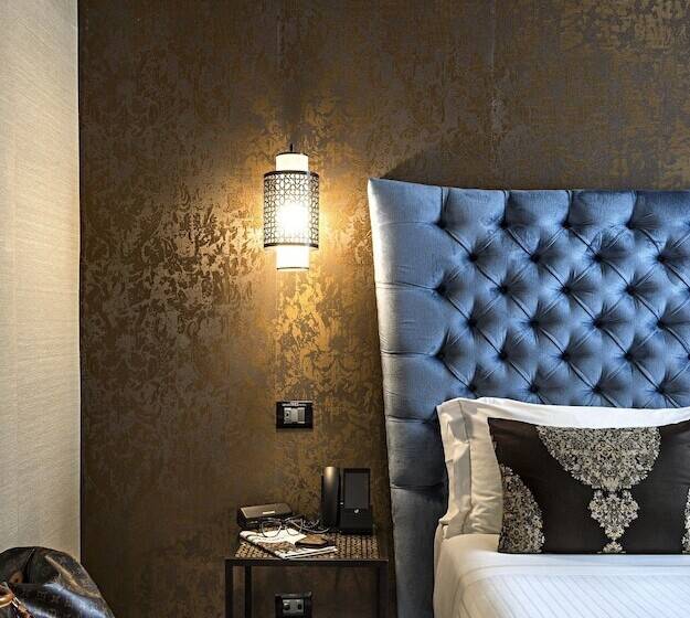 Pokój Klasyczny, The Venice Times