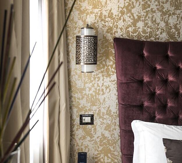 Pokój Superior, The Venice Times