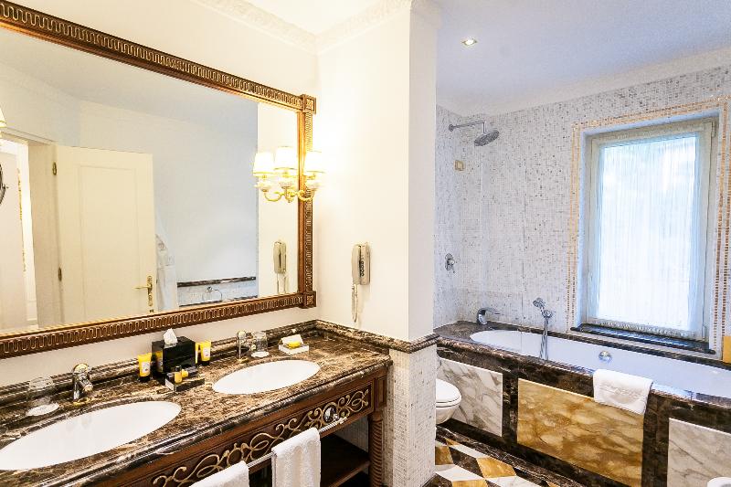 חדר סופריור נוף לפארק, Villa E Palazzo Aminta