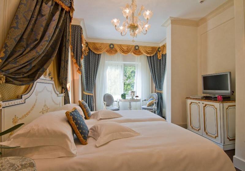 חדר סופריור נוף לפארק, Villa E Palazzo Aminta