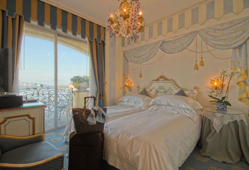 חדר דלוקס נוף לאגם, Villa E Palazzo Aminta