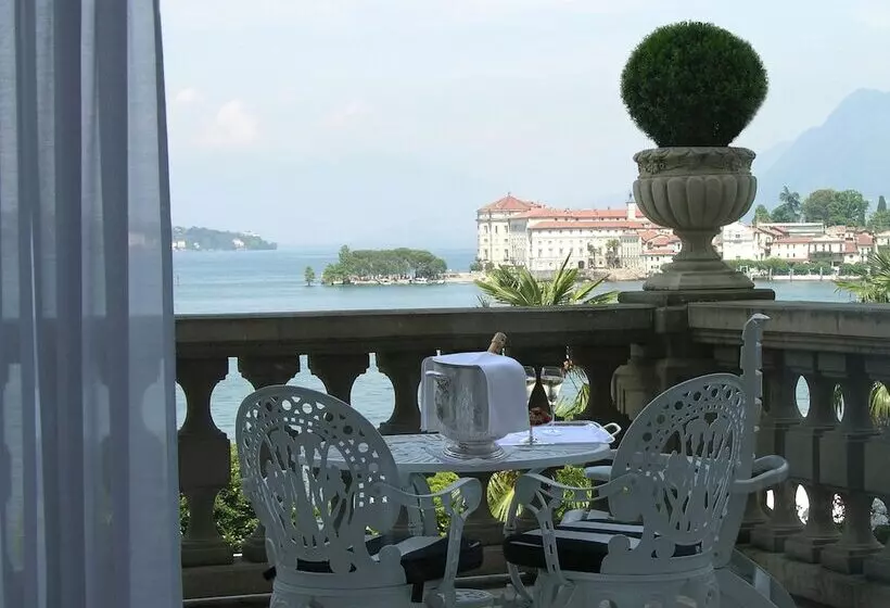 湖の見えるジュニアスイート, Villa E Palazzo Aminta