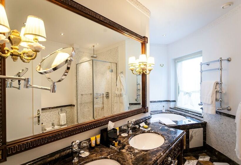 חדר דלוקס עם נוף, Villa E Palazzo Aminta