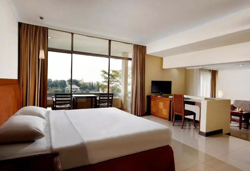 Vila Deluxe 1 Dormitori, Patra Semarang Hotel & Convention