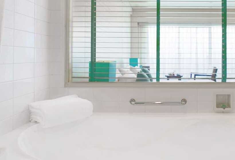 Классический Номер, Ana Intercontinental Manza Beach Resort, An Ihg