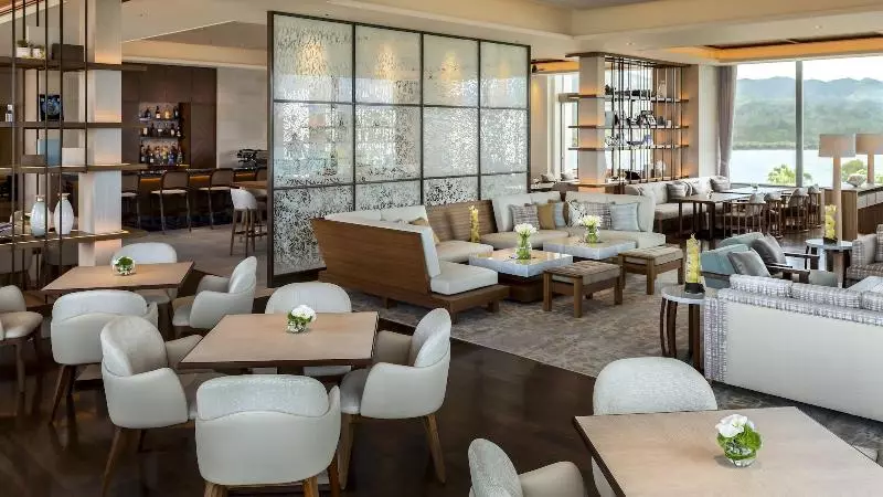 オーシャンビューのクラブルーム, Ana Intercontinental Manza Beach Resort, An Ihg