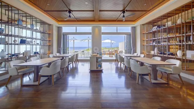 クラブスイート, Ana Intercontinental Manza Beach Resort, An Ihg