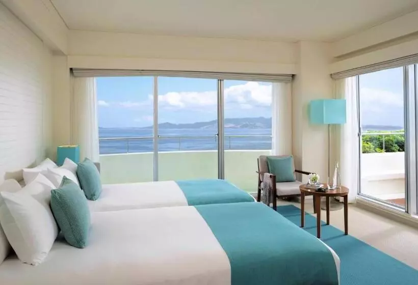 テラス月クラブルーム, Ana Intercontinental Manza Beach Resort, An Ihg