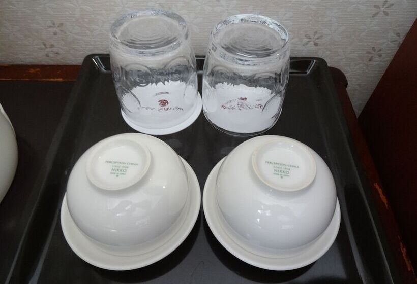 غرفة قياسية, Bandai Silver