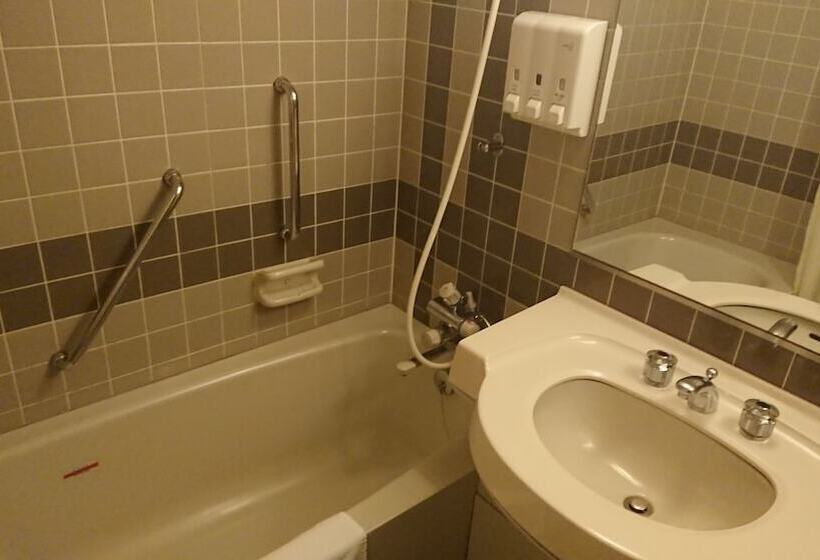 غرفة ديلوكس, Bandai Silver