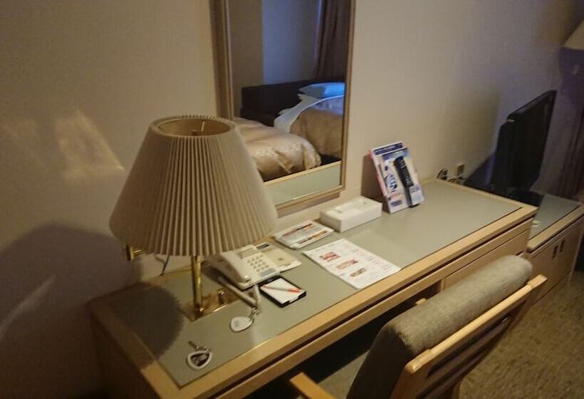 غرفة ديلوكس, Bandai Silver